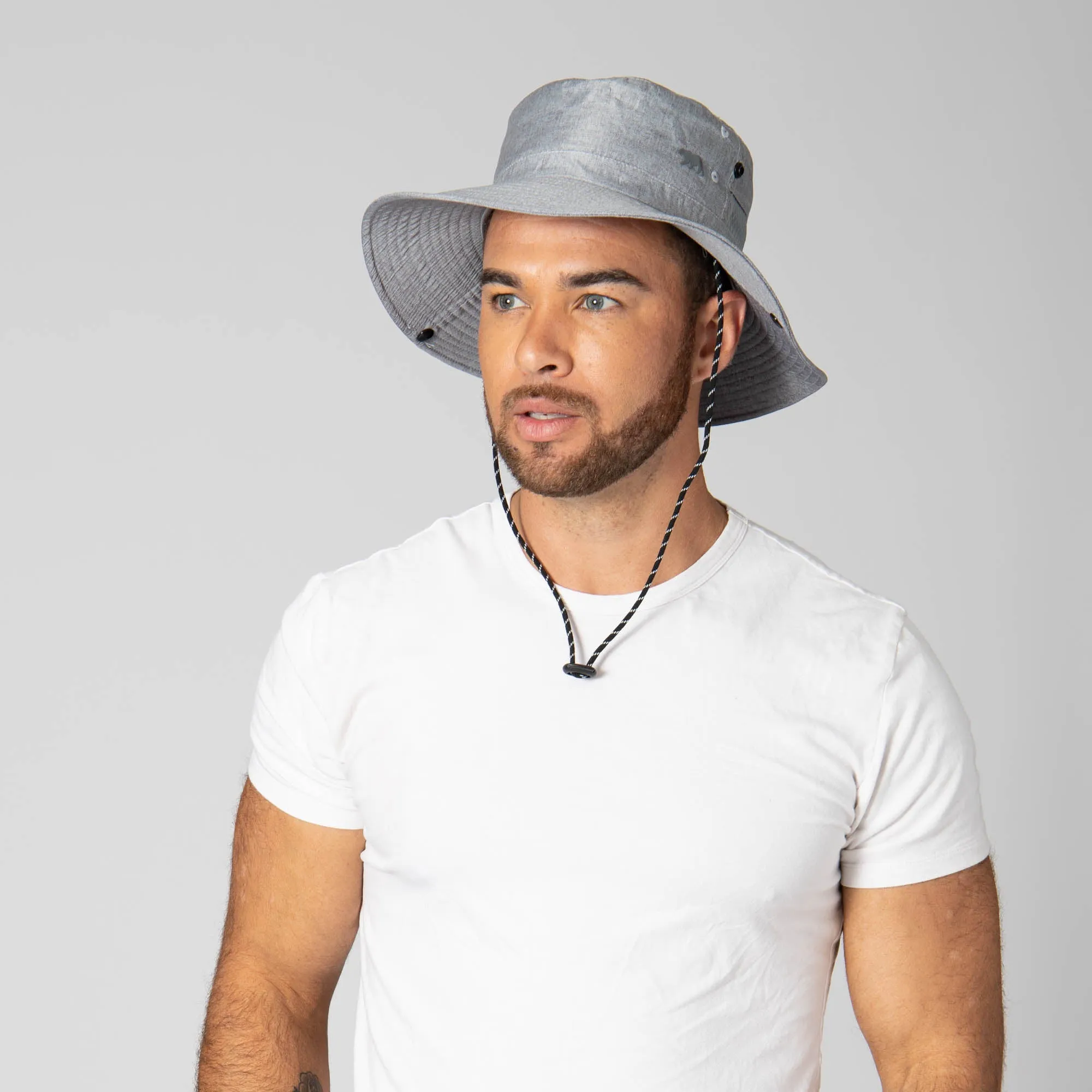 Outdoor Boonie Hat with Neck Flap and Adjustable Chin Cord